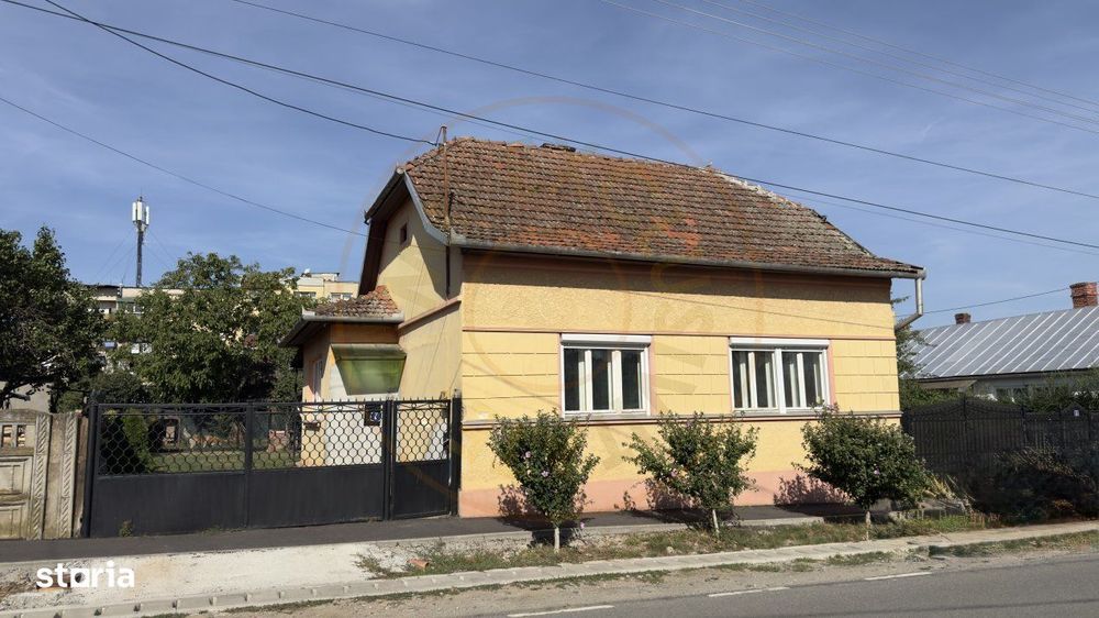 Casa 3 camere, Teren 510 mp - Str. Campului nr.4 - Loc. Tasnad, Jud.