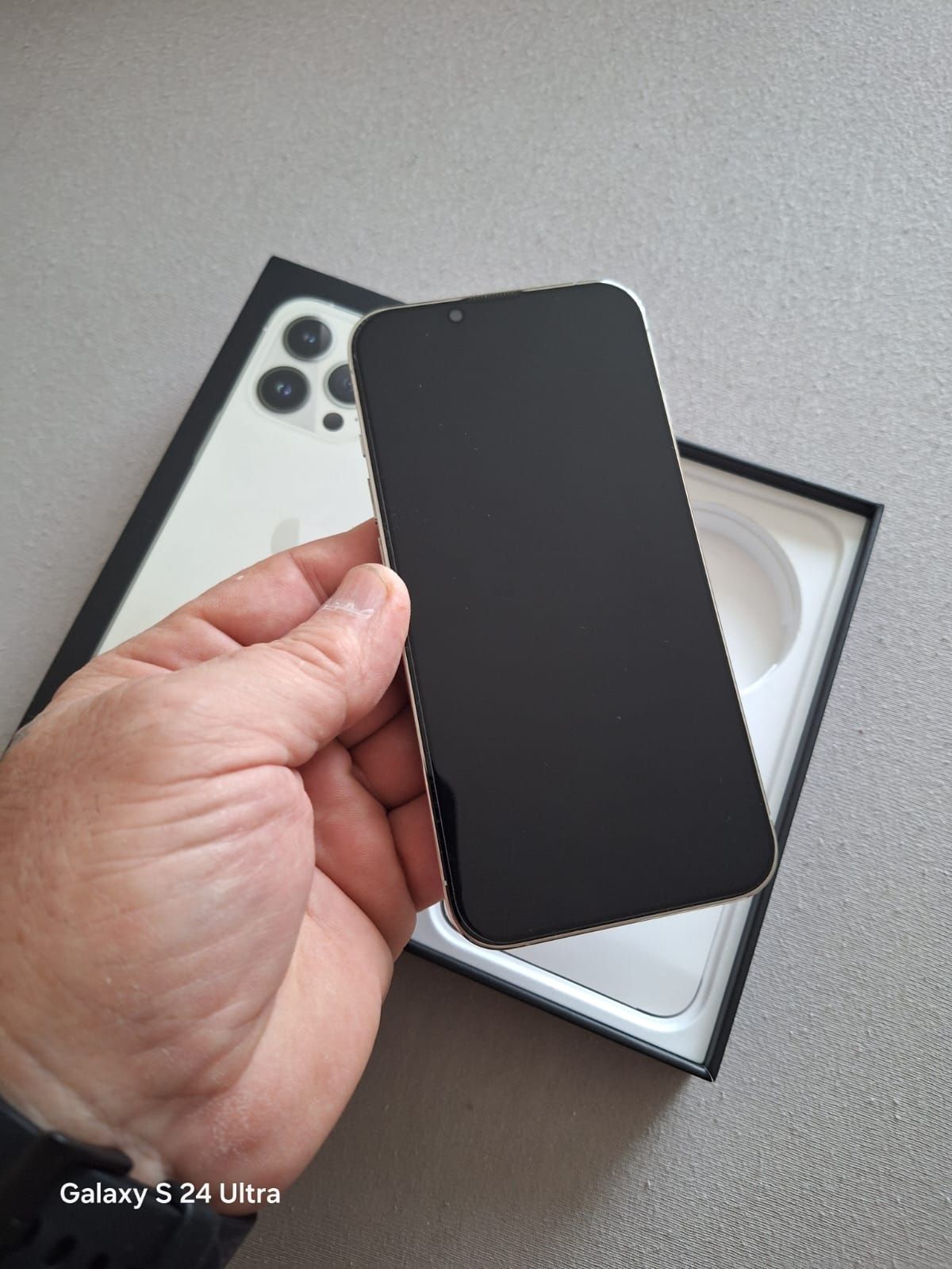 Iphone 256GB 13 Pro Silver White TOP Цена Неразличим от Нов