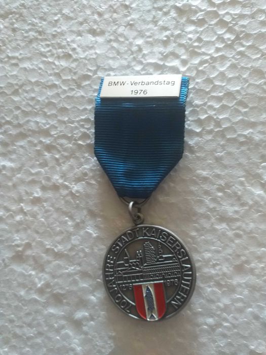 Vind o medalie de la bmw