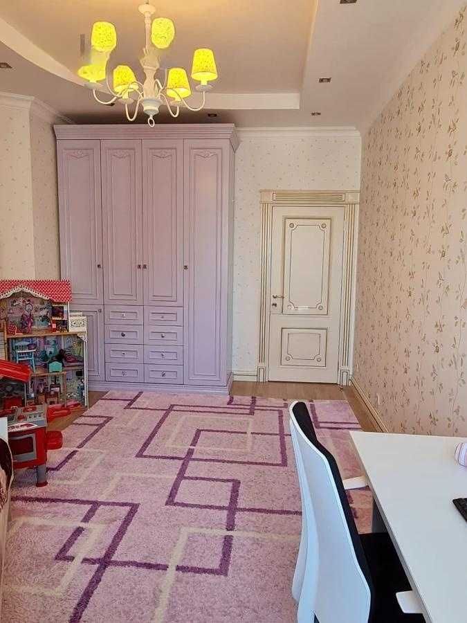 Квартира 5 комнатная в ЖК Жастар Маг, пересечение Шевченко Муканова