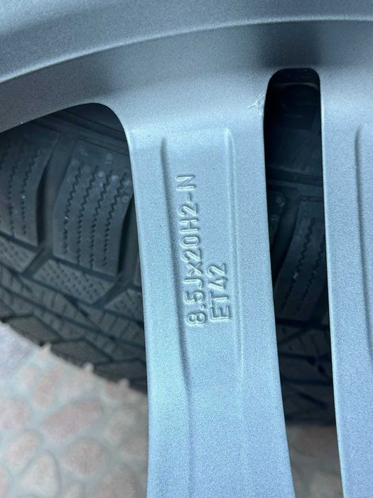 Оригинални джанти с гуми зимни 20 цола, 5х112 Mercedes GLE GLS GLB GLA