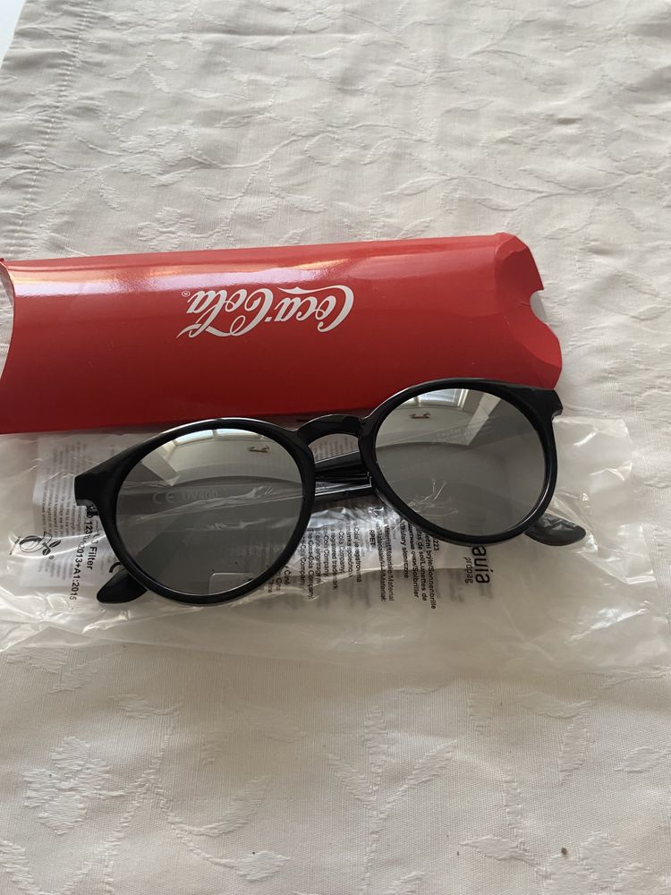 Слънчеви очила Coca-Cola