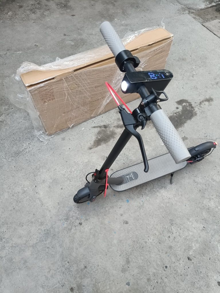 Elektrosamokat AovoPro
