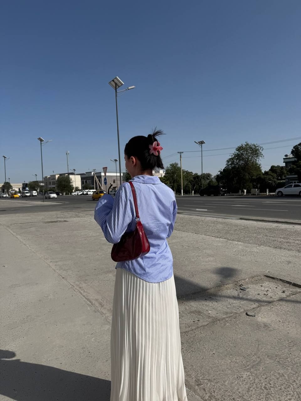 1marta kiyilgan Ayollar rubashkasi