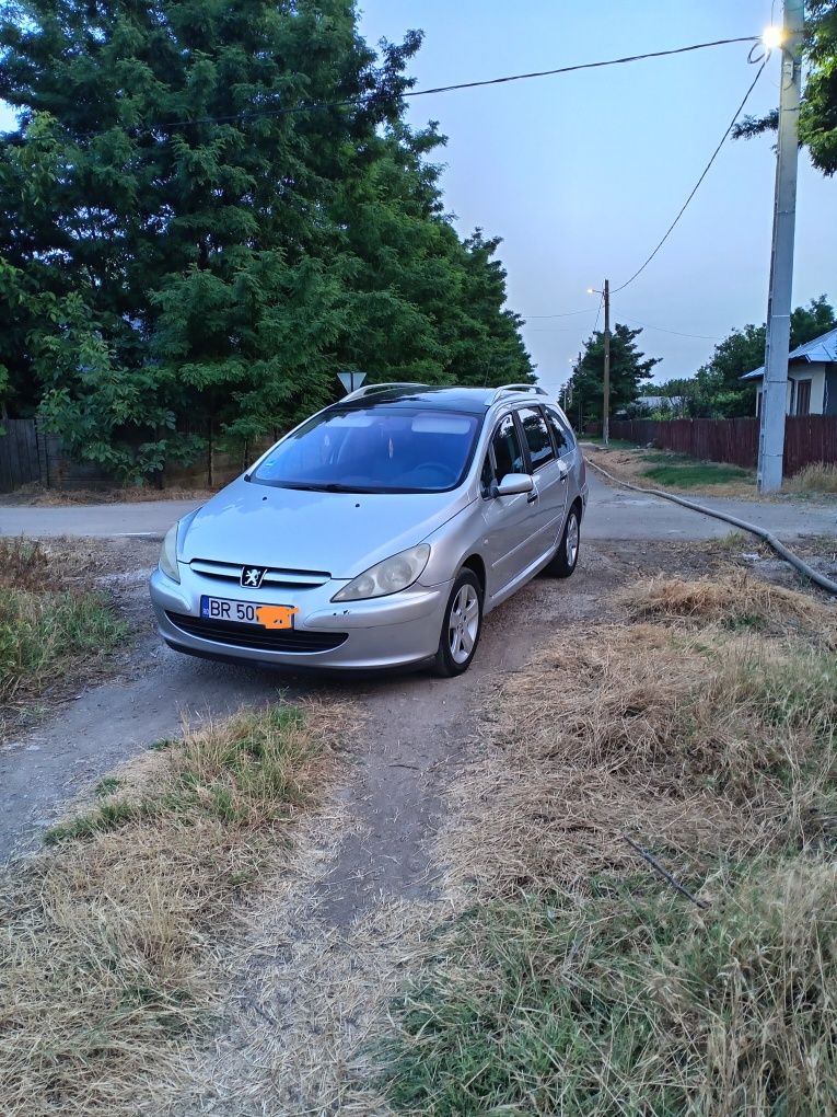 Peugeot 307 1.6 benzina model 7 locuri