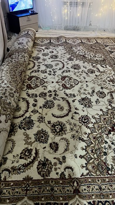 Ковер 4*6 в хорошем состояний