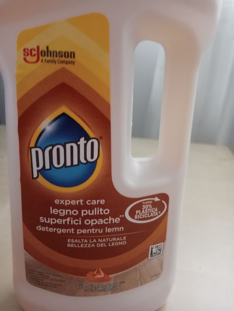 Soluție pentru parchet Pronto