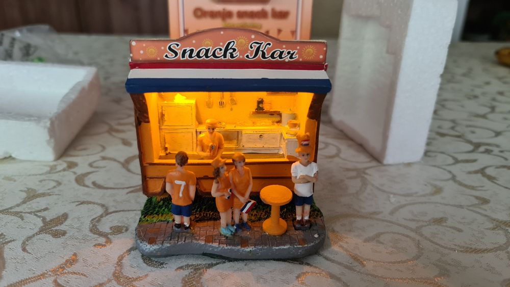 Диорама за влакчета - снек бар