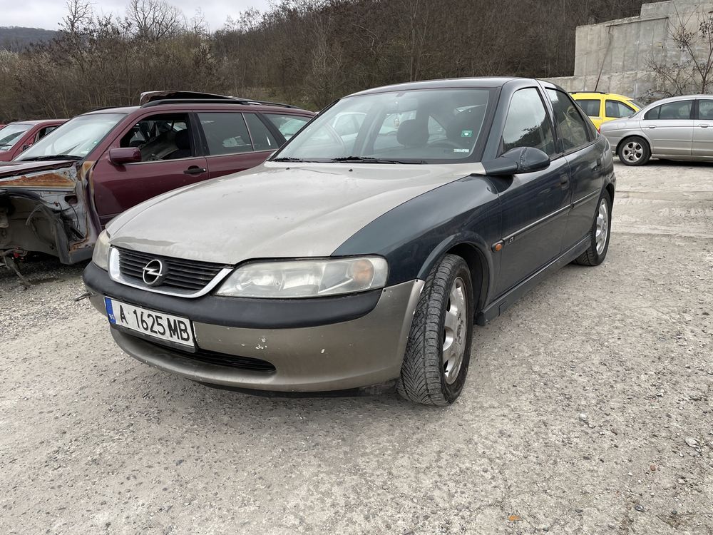 Opel Vectra 1.8i 16v 2001 На Части