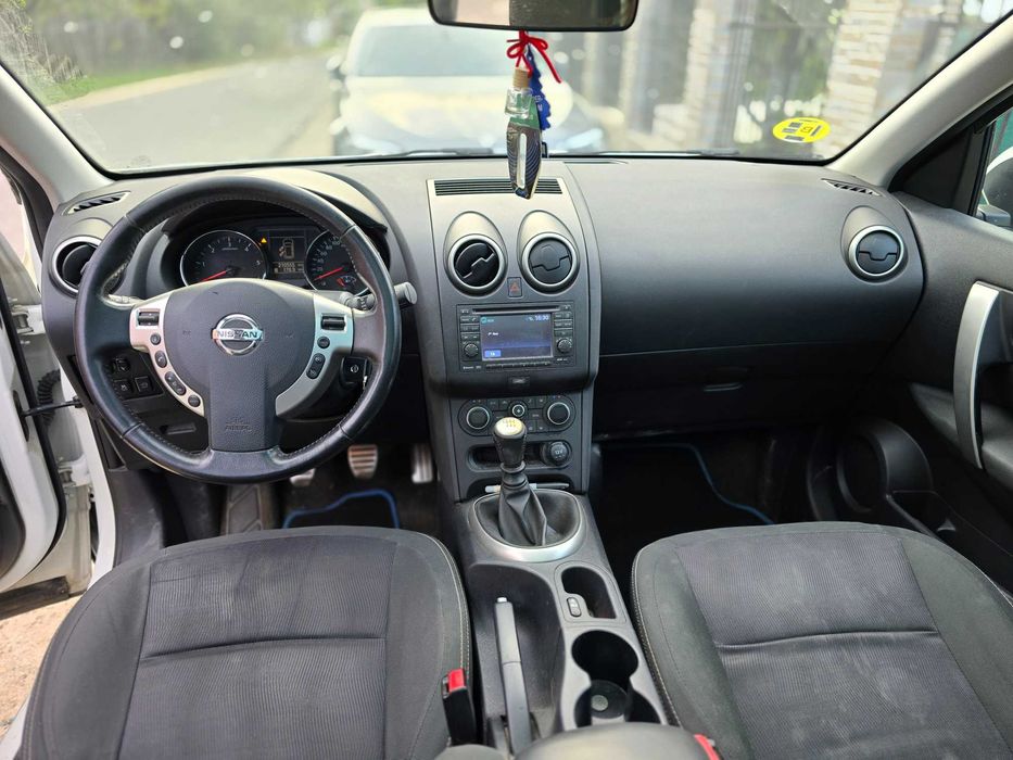 Vand Nissan Qashqai 1.6