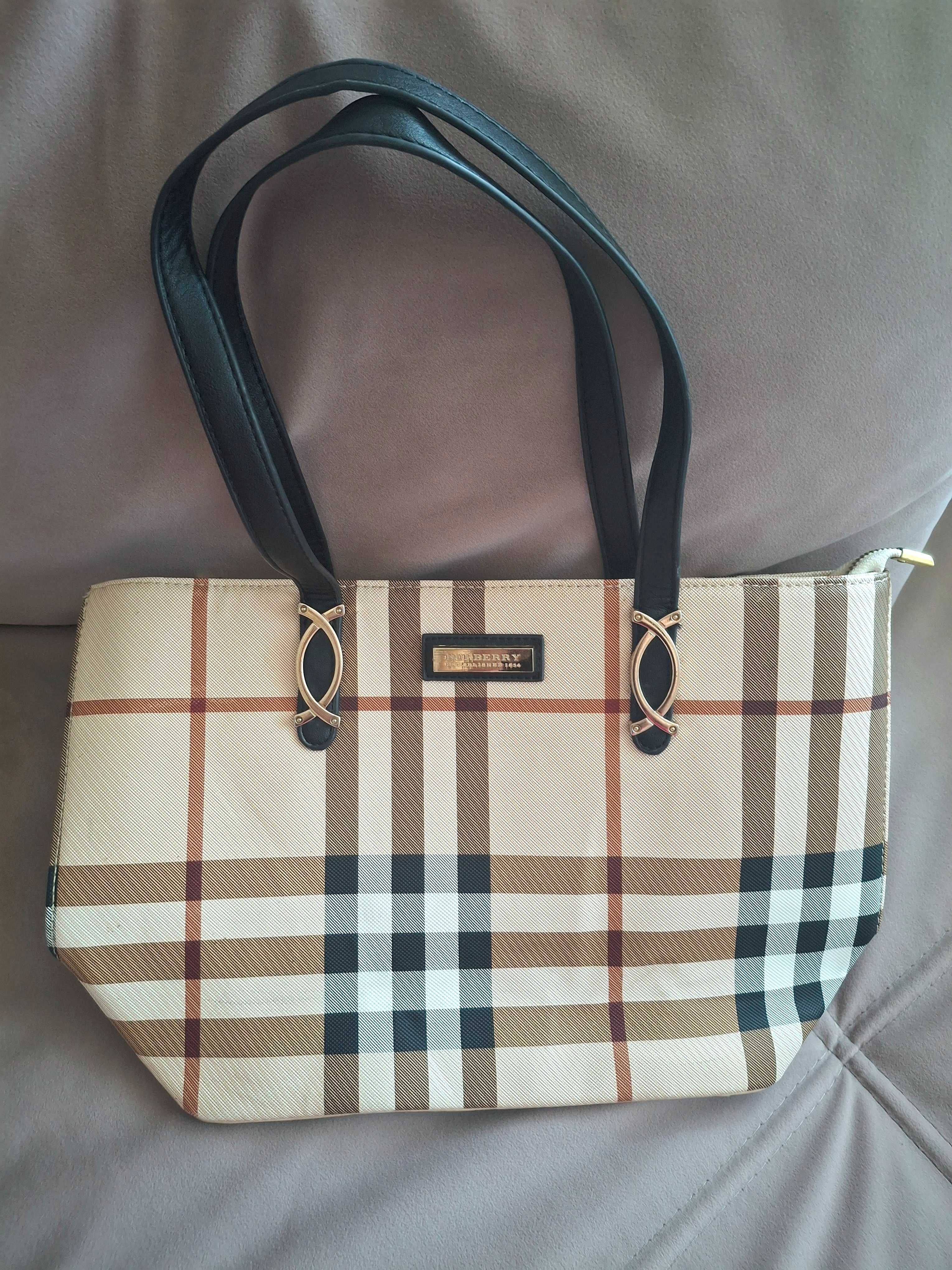 Нова дамска чанта Burberry