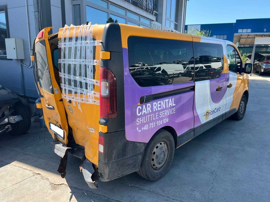 Opel Vivaro 2017 • 9 Locuri • 1.6 CDTI 145CP • Avarie Spate