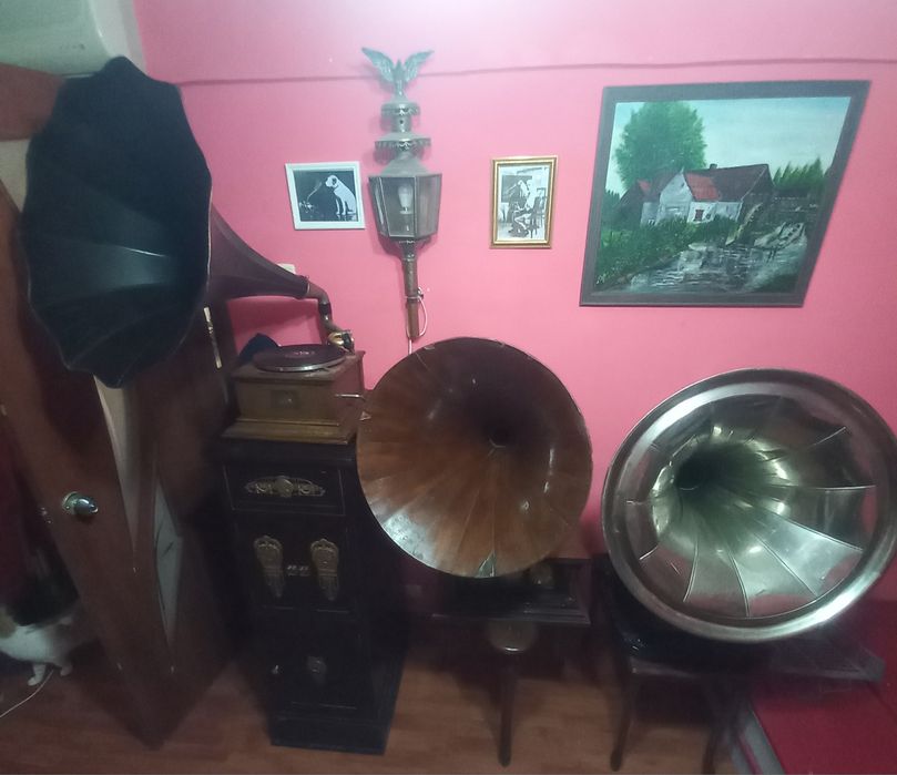 Граммофоны, патефоны коллекционные конца XIX начало ХХ века  Европа