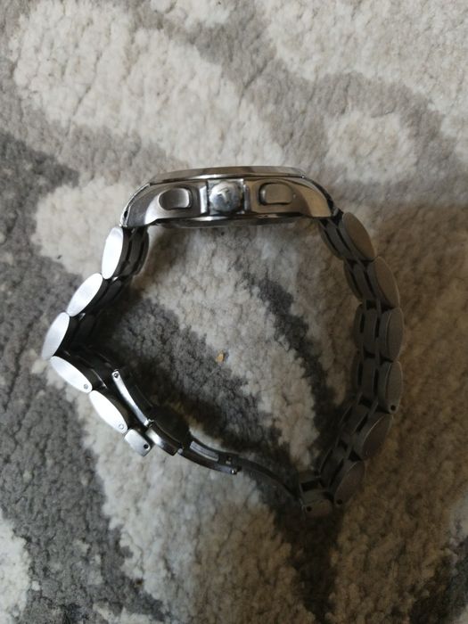 Наручные часы для ценителей изысканности продаются в Бухаре