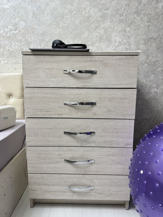 Комод почти новый