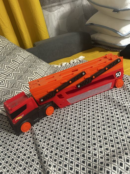 Hot Wheels transportor