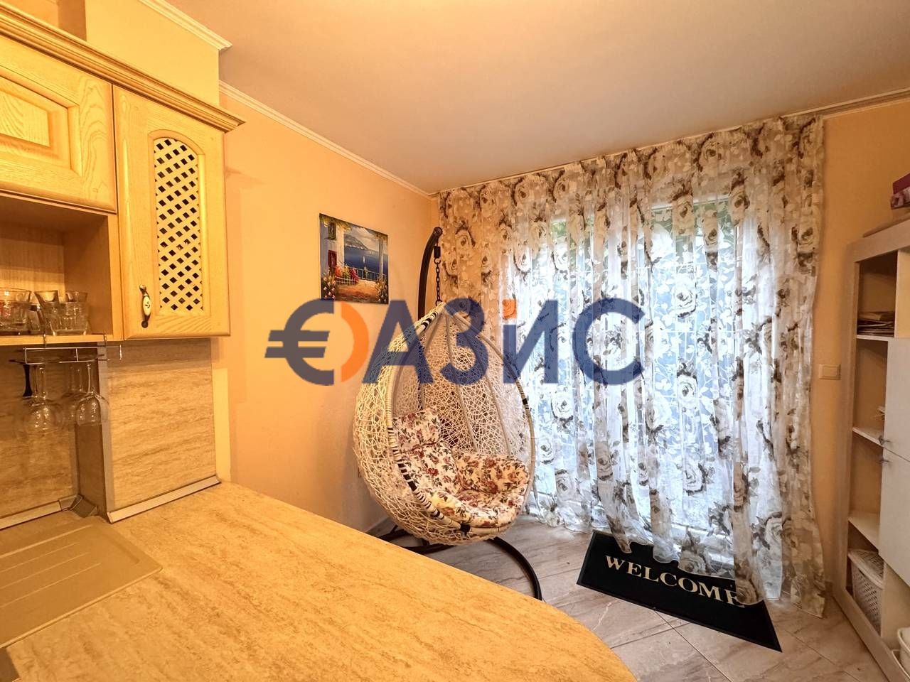 Мезонет с 2 спални в комплекс Венера Палас, 105 кв.м + 15 кв.м двор,
