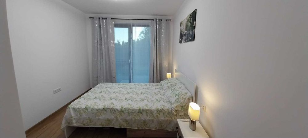 Închiriez apartament nou-nouț cu 2 camere,  zona Kaufland/ Mall