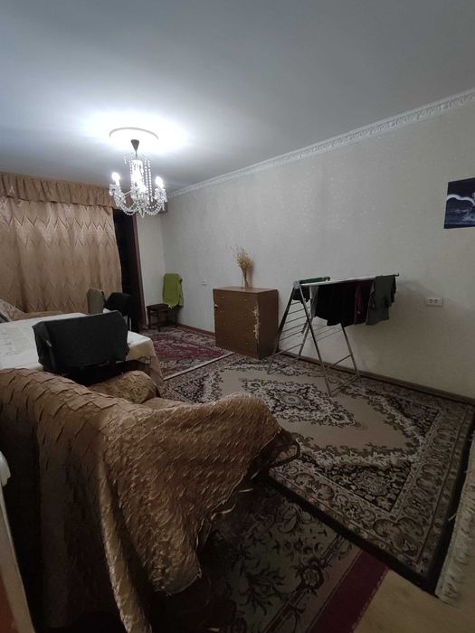 Продам 3х комнатную кирпич балкон 2х6 Учтепа