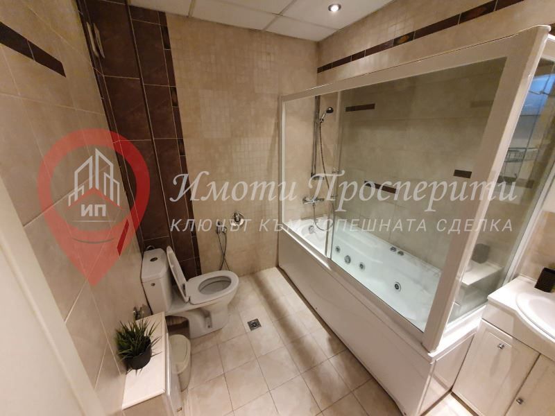 Дава се под наем Двустаен апартамент в София, Център - 75 кв.м за 920 € - Снимка #7