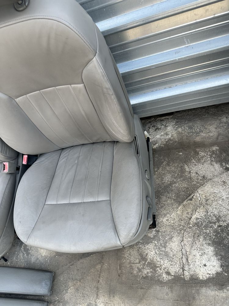 Кожен Салон за Audi A8 D3 Ауди А8 Д3 2006 подгрев електрически ном 360