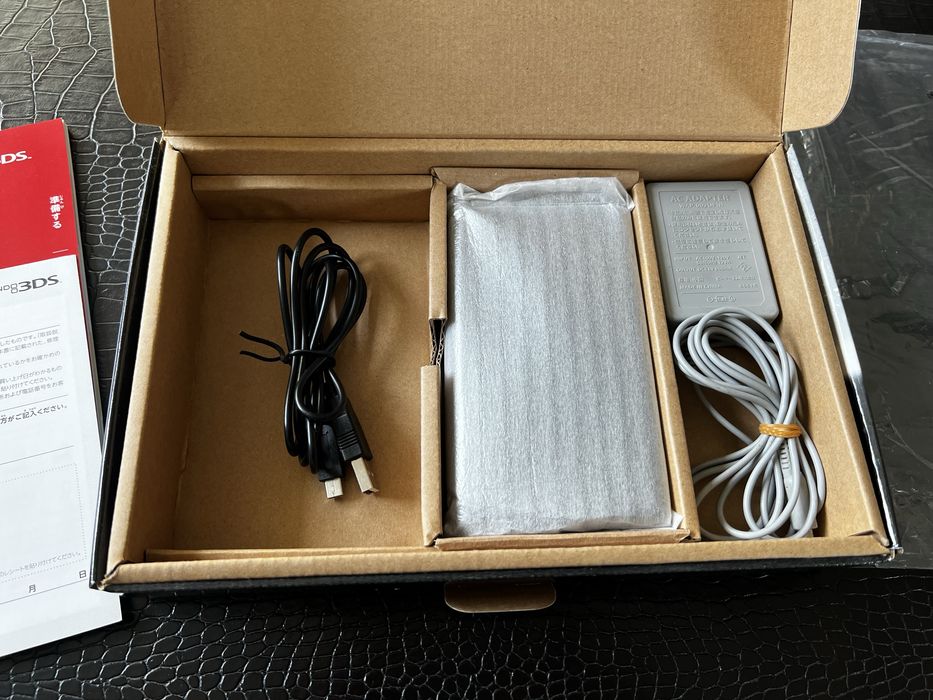 Nintendo 3DS Cosmo Black