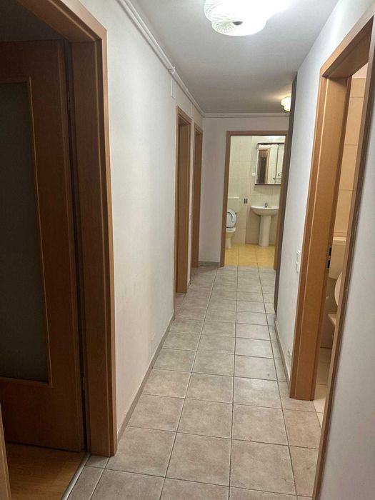 Apartament de vânzare