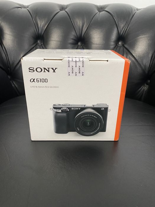 Camera Sony a6100 / E PZ 15-50mm / F3.5-5.6 / OSS II / 4D Focus