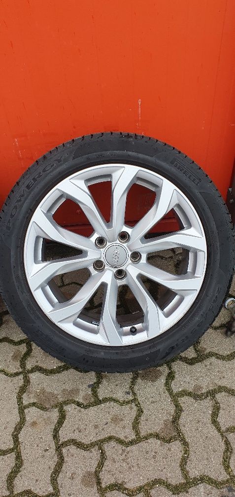 Jante originale Audi cu anvelope de vara Pirelli 245 45 18