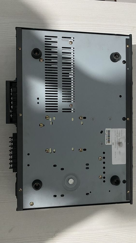 Продаю Dynacord mv512