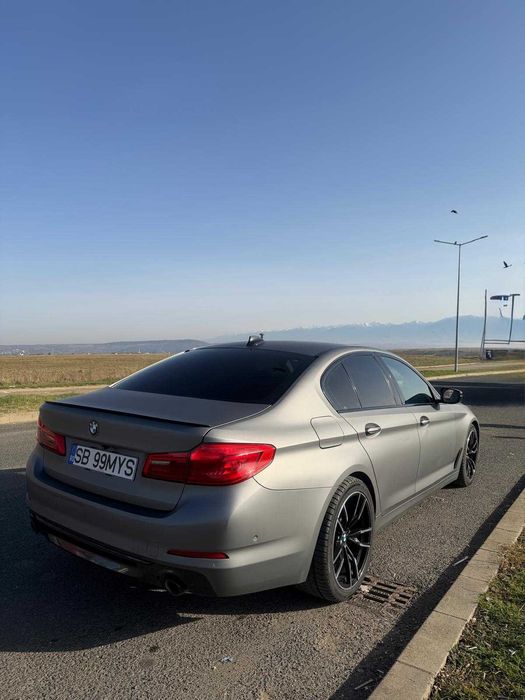 BMW 520d G30 2017 Full Option