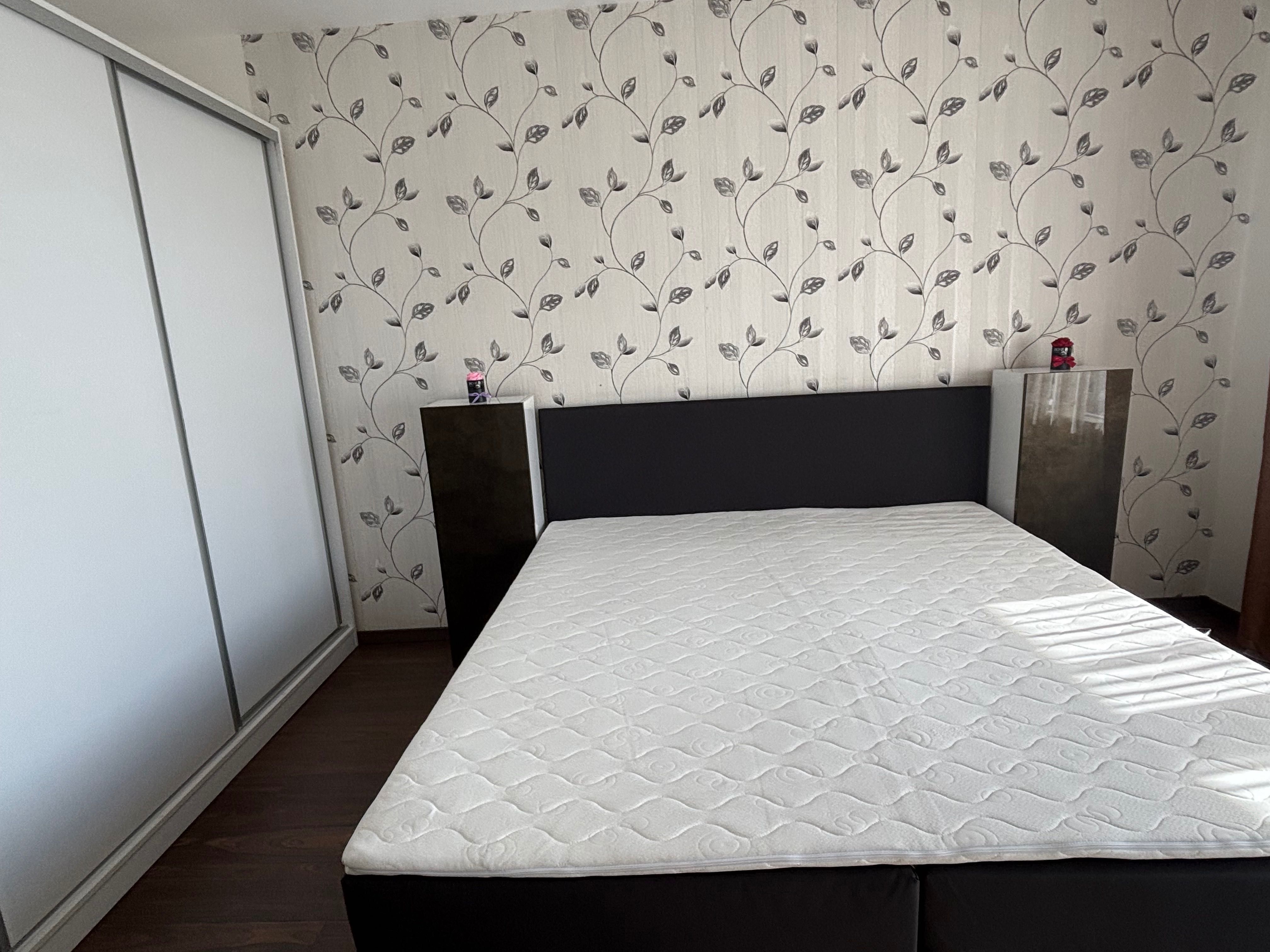 PF dau in chirie  ap.3 camere 490€/luna