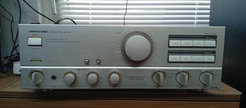 Усилвател ONKYO Integra A-8670 Silver