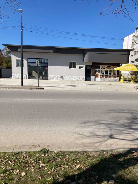 Търговско помещение под наем