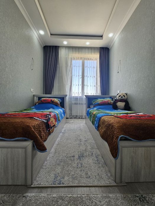 Продаётся 3/3/4 Центр Луначарский Мирзо-Улугбекский район