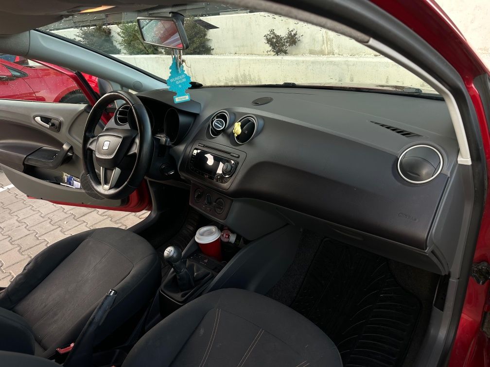 Vând seat ibiza 1.2 an 2010