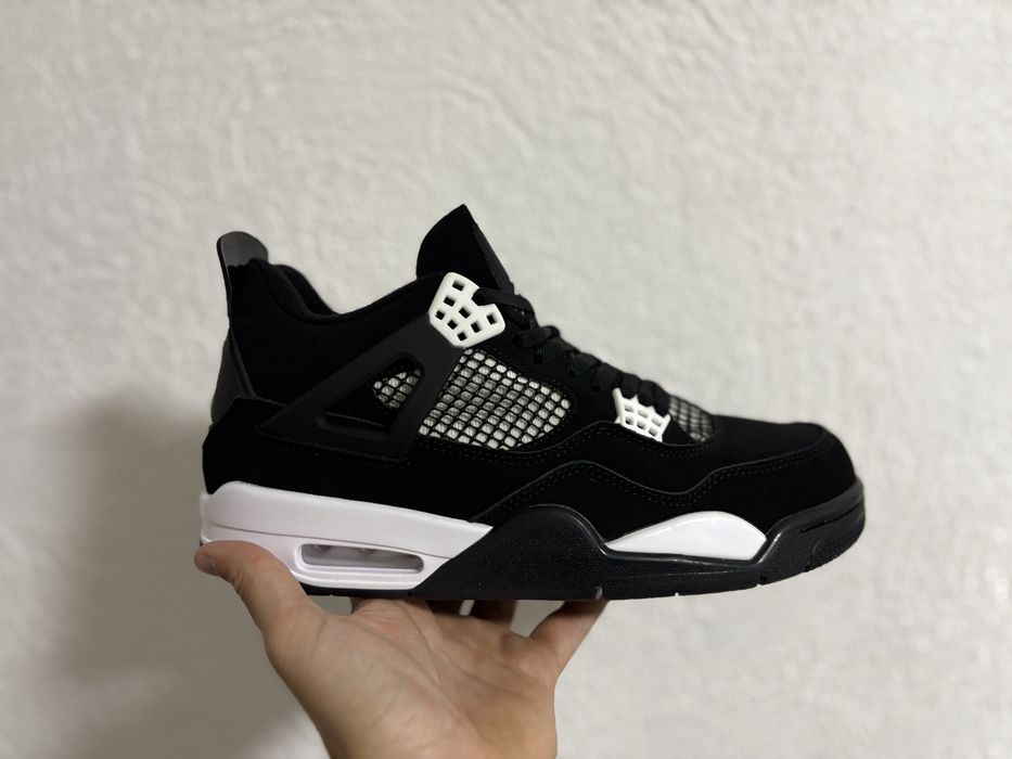 Jordan 4 White Tunder