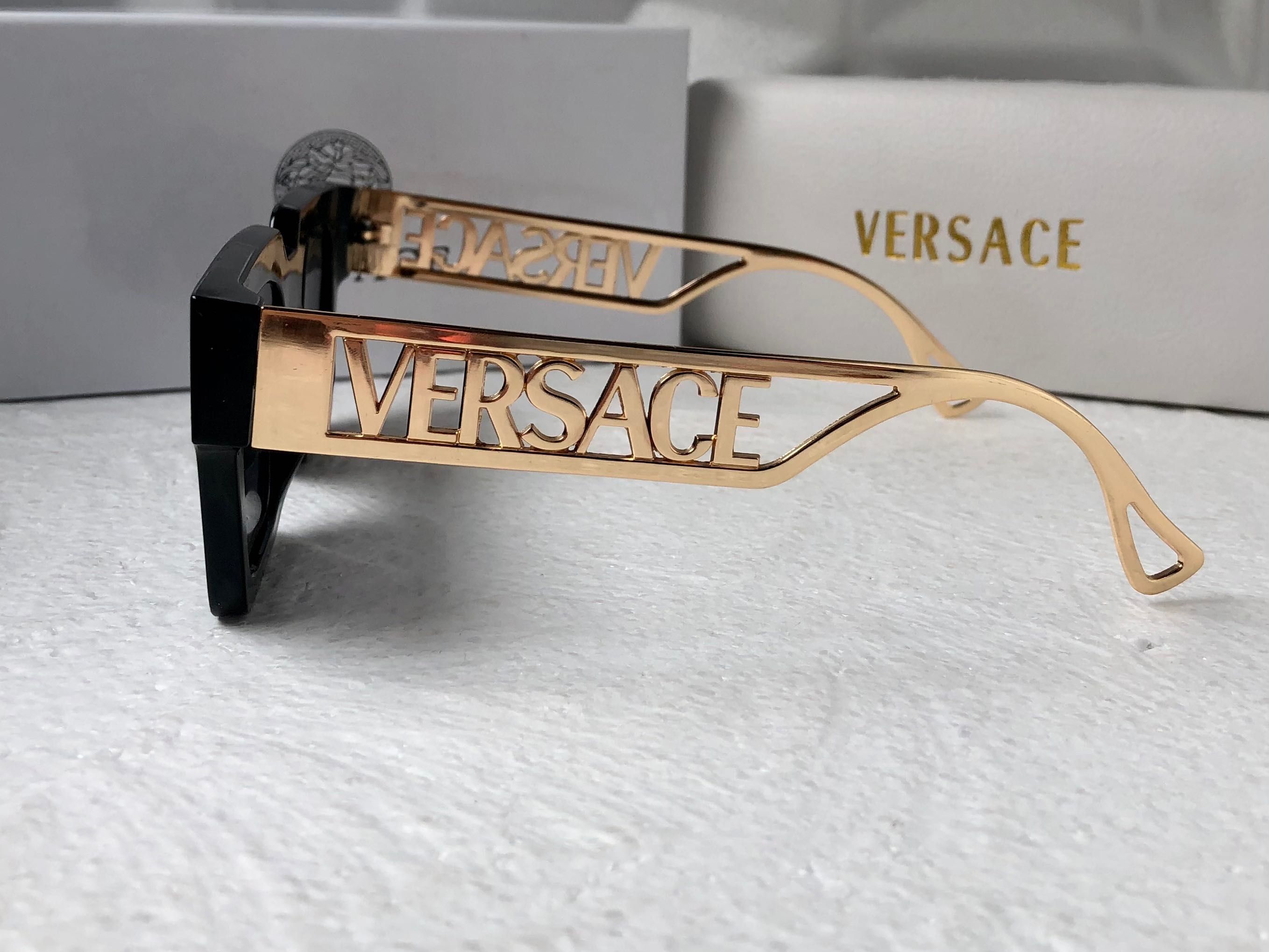 Ochelari de soare de damă  Versace