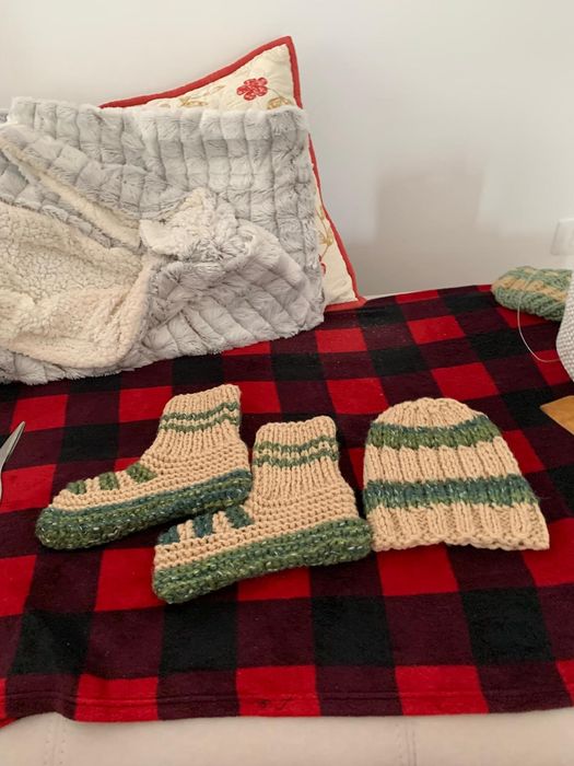 Veste croșetate și botoșei