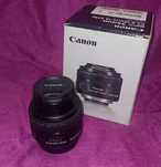 Обектив CANON EF-S 35mm f/2.8 IS STM