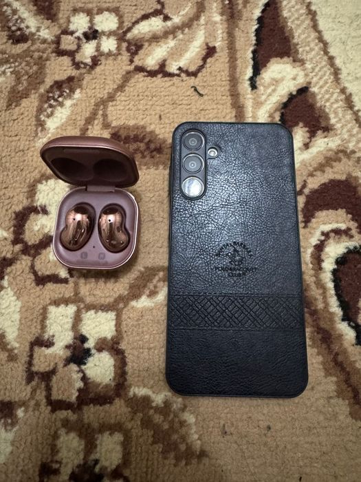 Выгодное предложение Samsung A25 5G + Samsung Buds Live 

Продаю