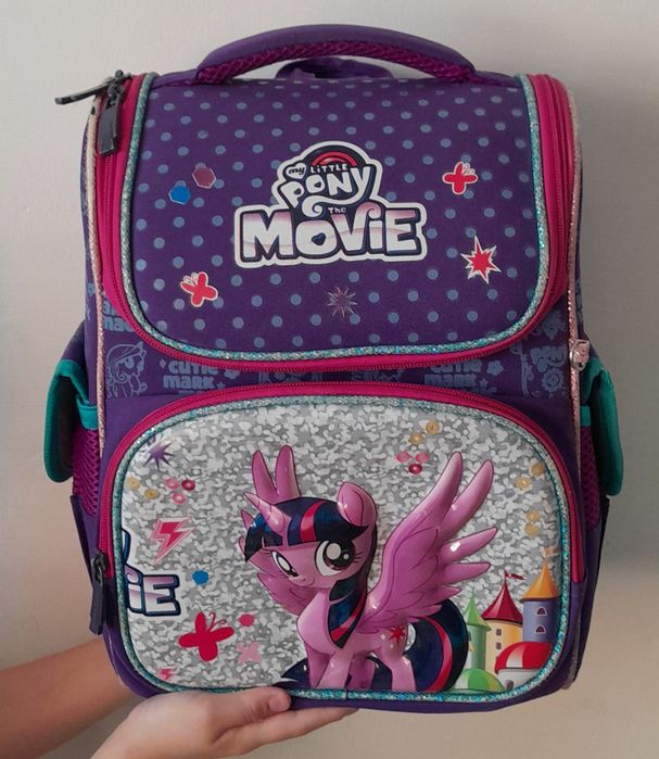 Өте әдемі мектеп сөмкесі