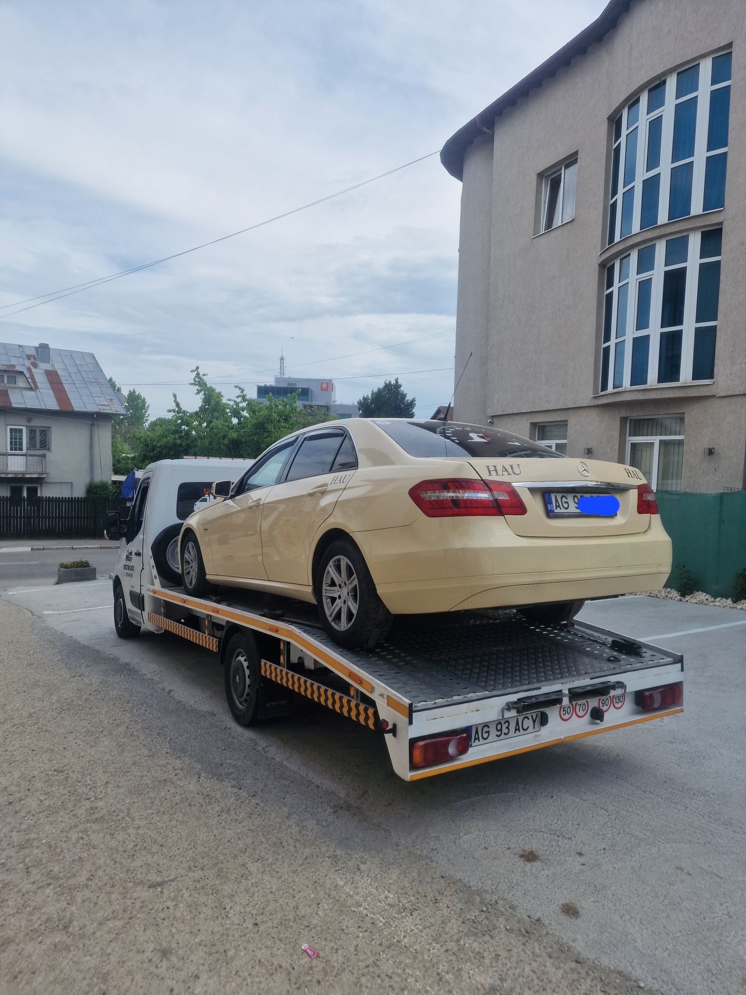 Tractări auto 24/7 Argeș