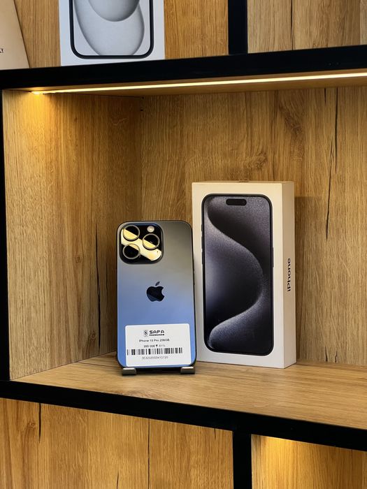 Iphone 15 Pro 256 gb 81% ):)