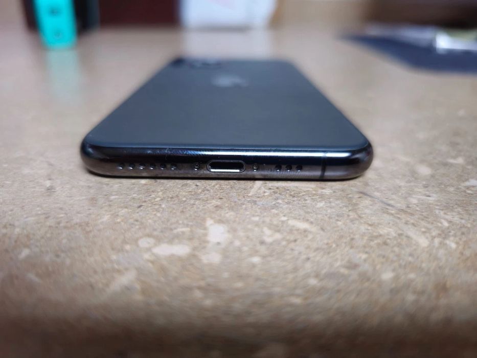 Iphone 11 pro с гарантией акб 80% 256 гб