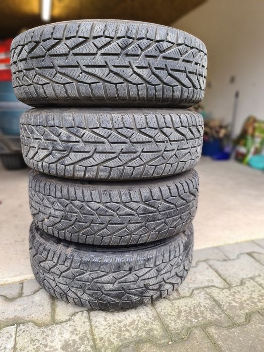 Roți complete de iarnă