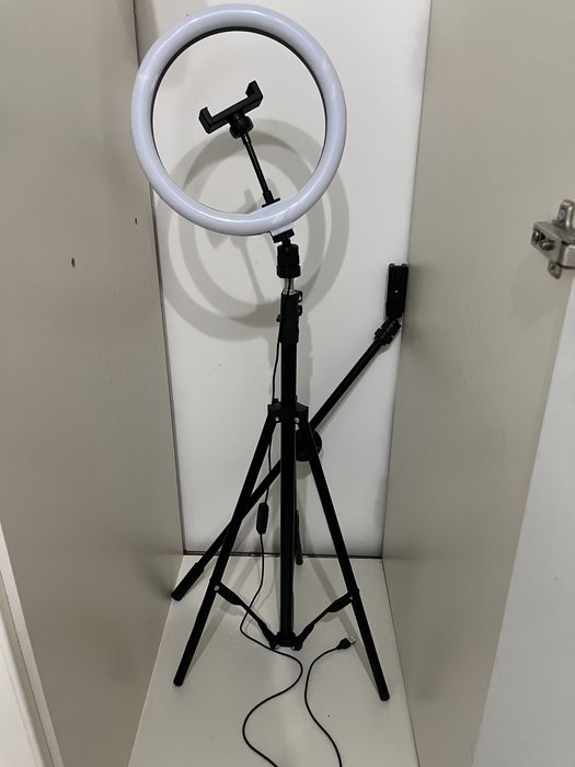 Штатив лампа с моноподом