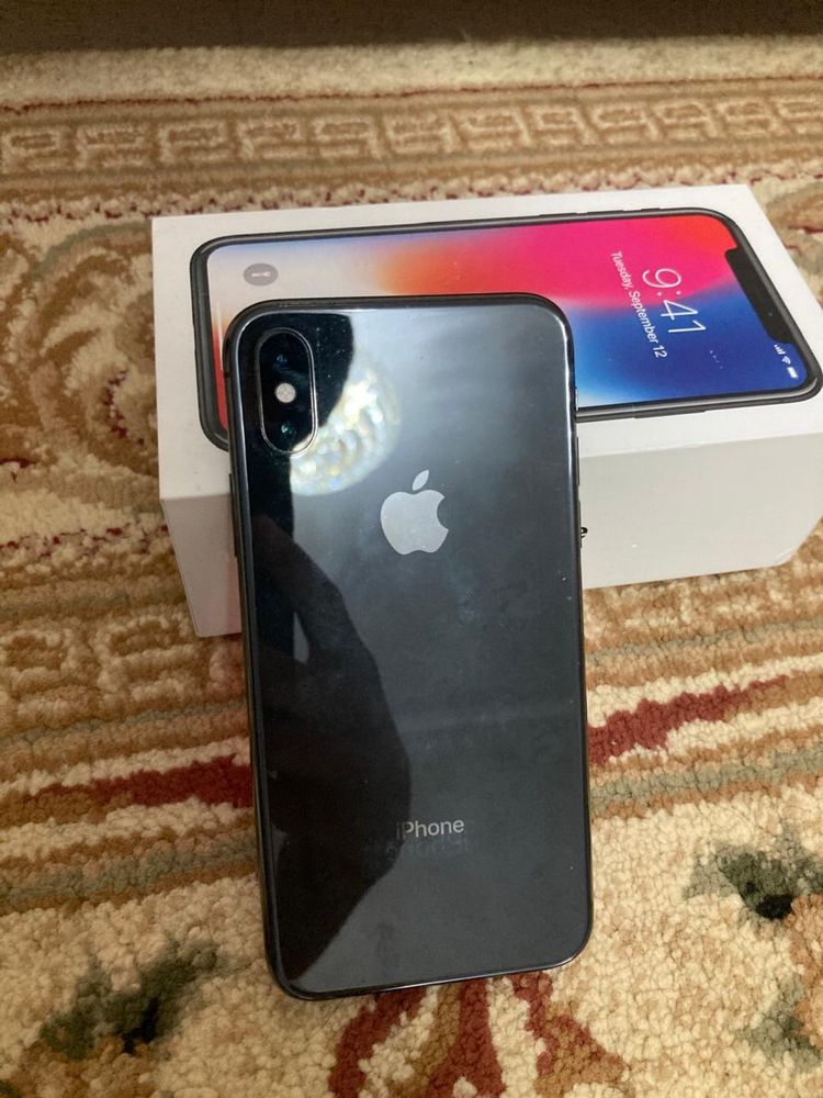 iPhone X 256gb в хорошем  состоянии