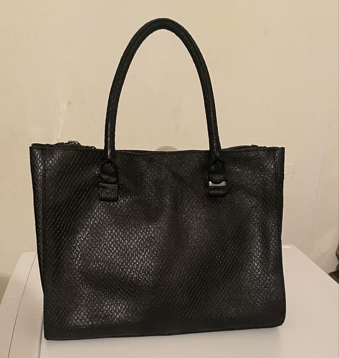 Дамска чанта естествена кожа