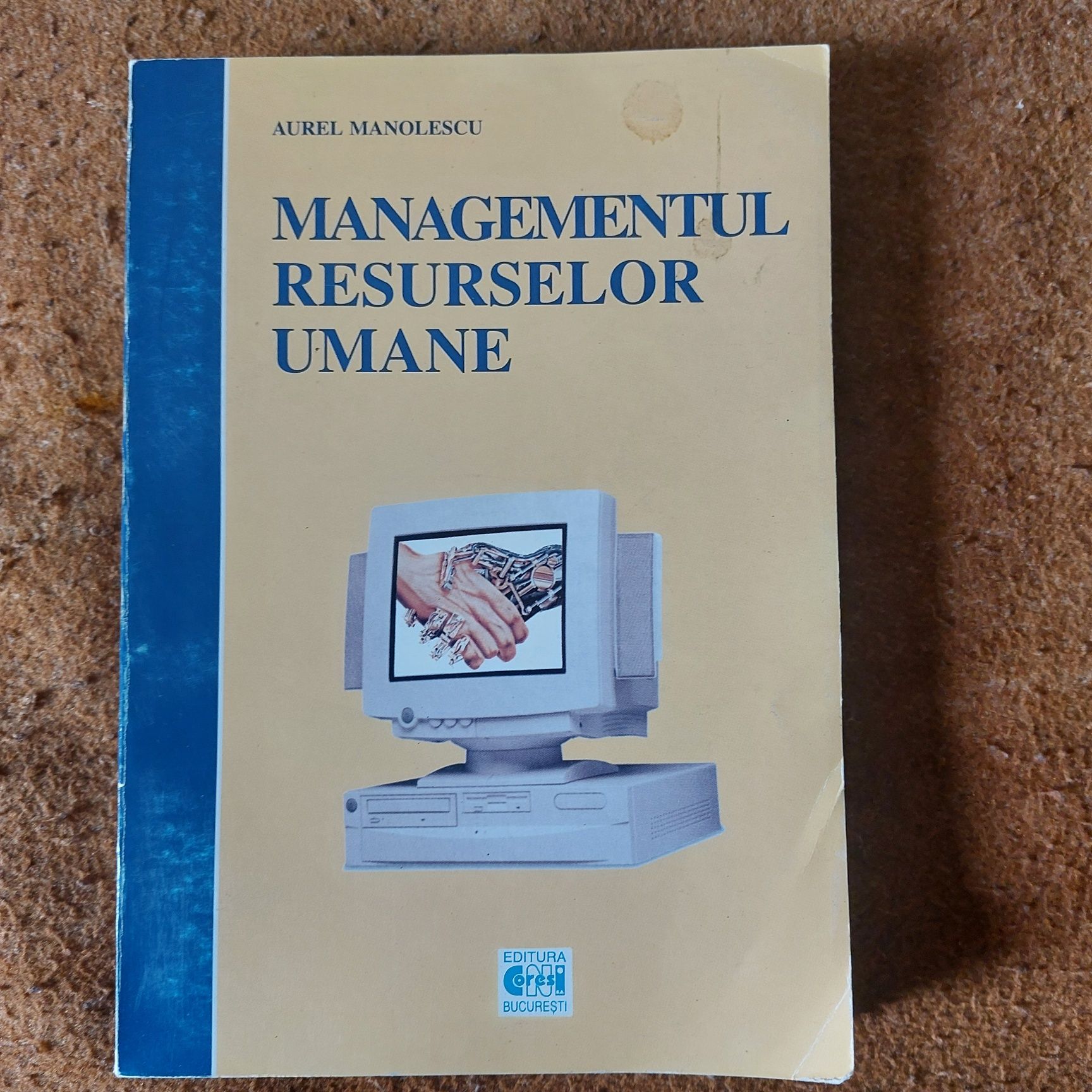Cărți facultate management